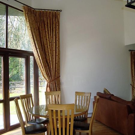 Villa Lough Rynn Self Catering Mohill Esterno foto